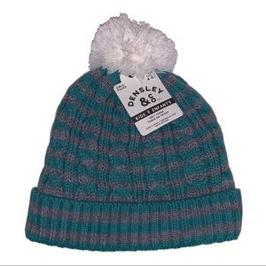 5/$25 NWT Girls Knitted Fleece Lined Winter Hat Toque Green
